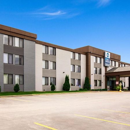 Best Western Waukesha Grand Pewaukee Exterior foto