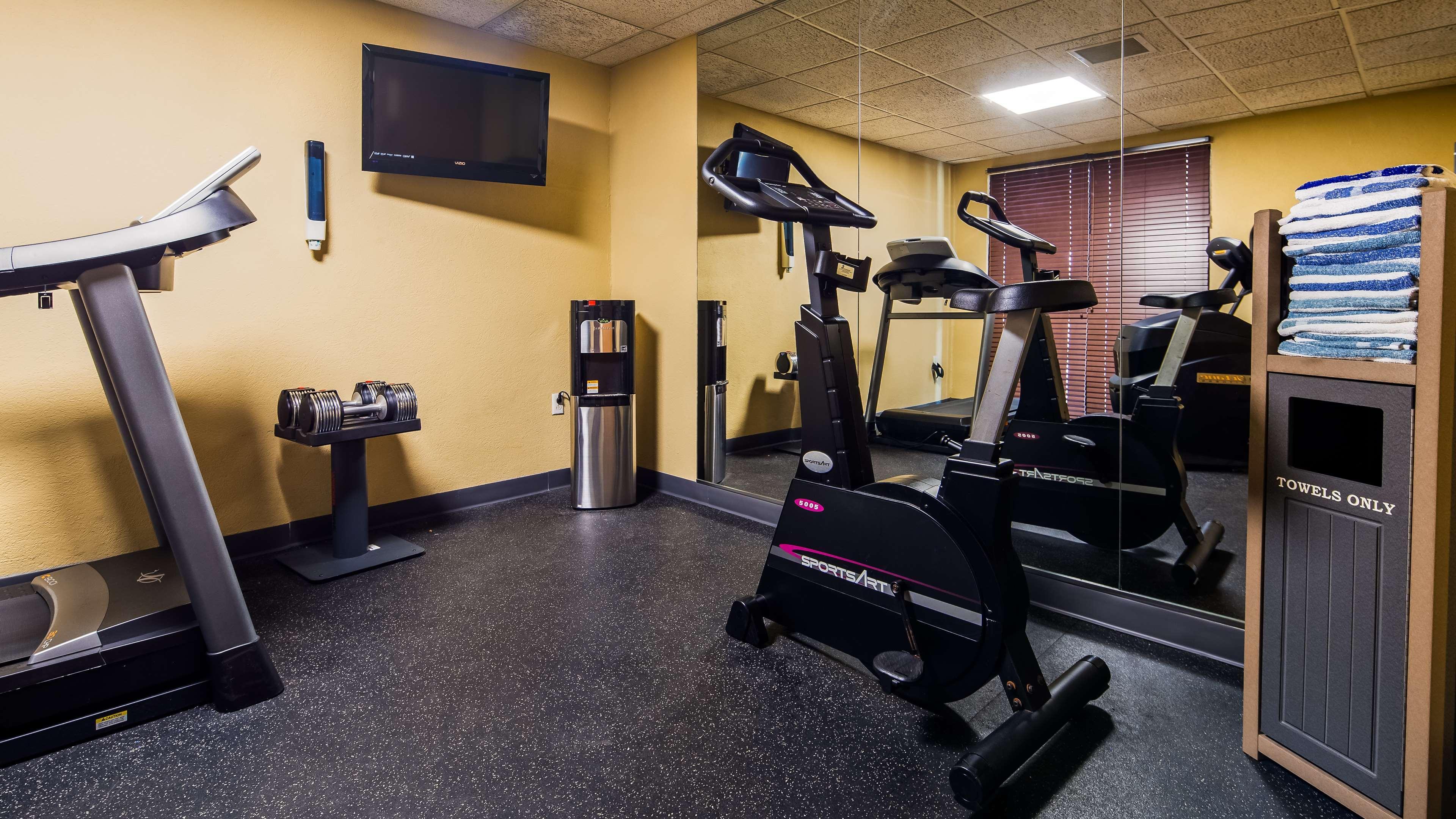 Best Western Waukesha Grand Pewaukee Exterior foto